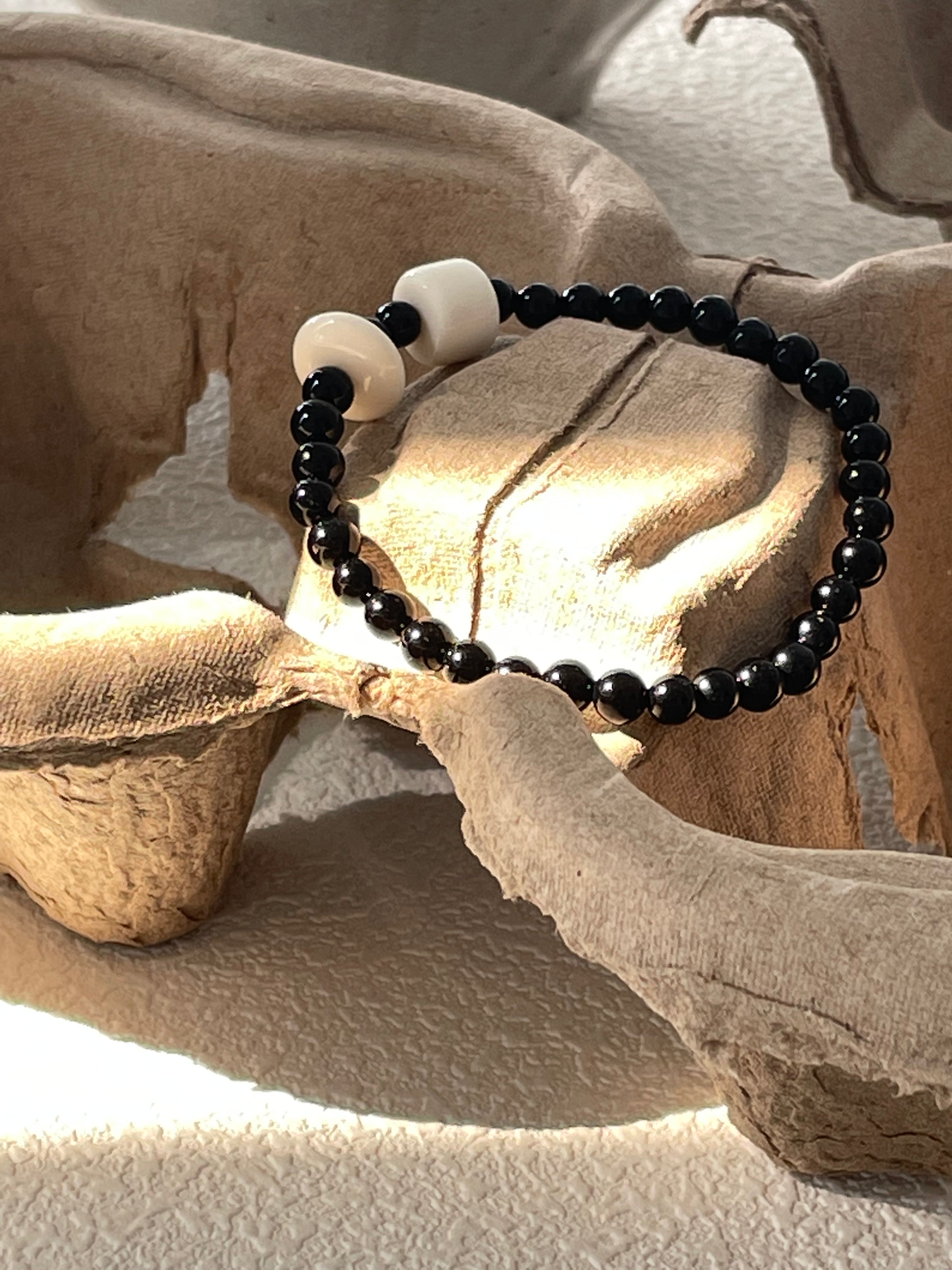Minimalist Black & Cream Agate Beaded Elastic Bracelet - Natural Stone