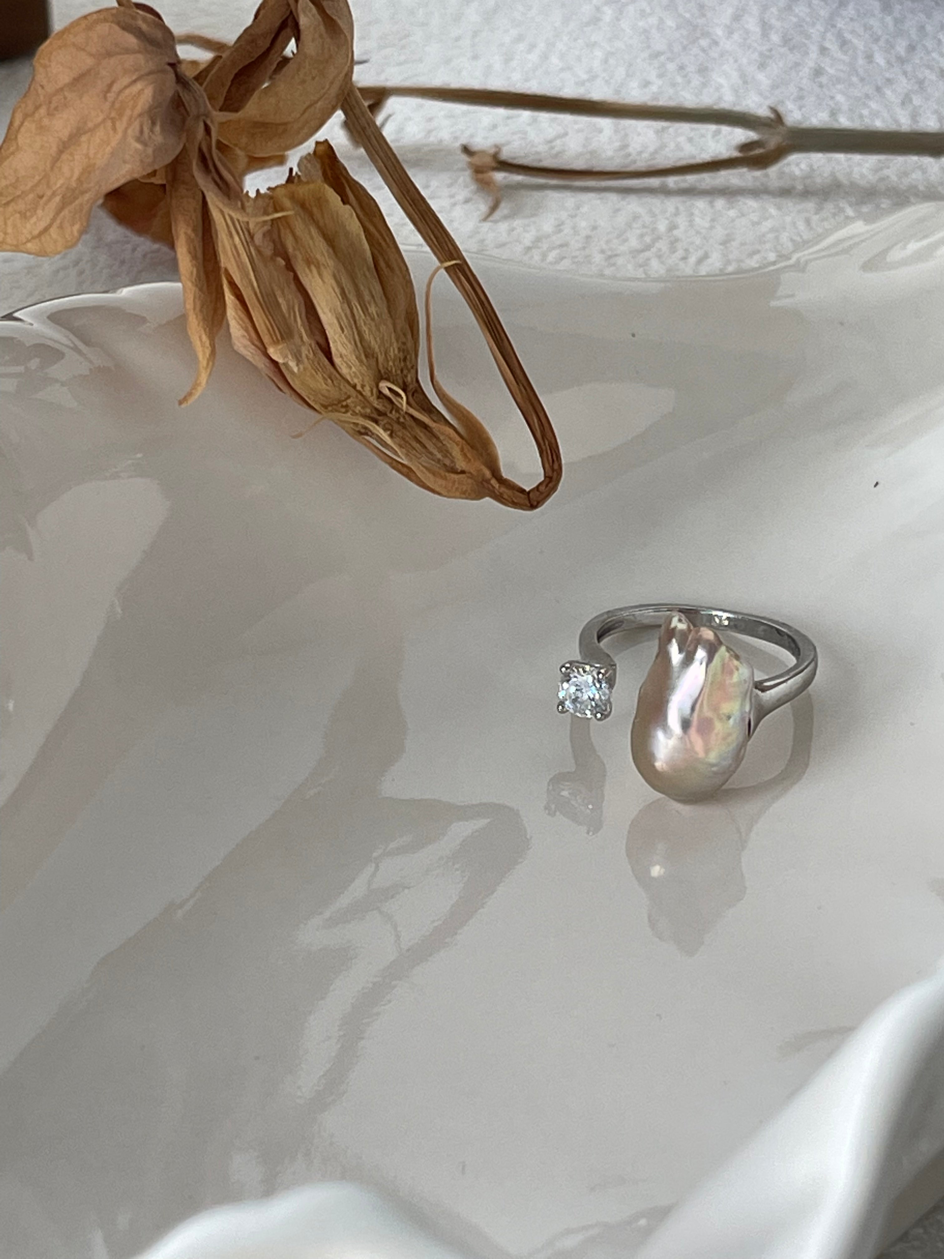 Sparkle Baroque Bean Ring