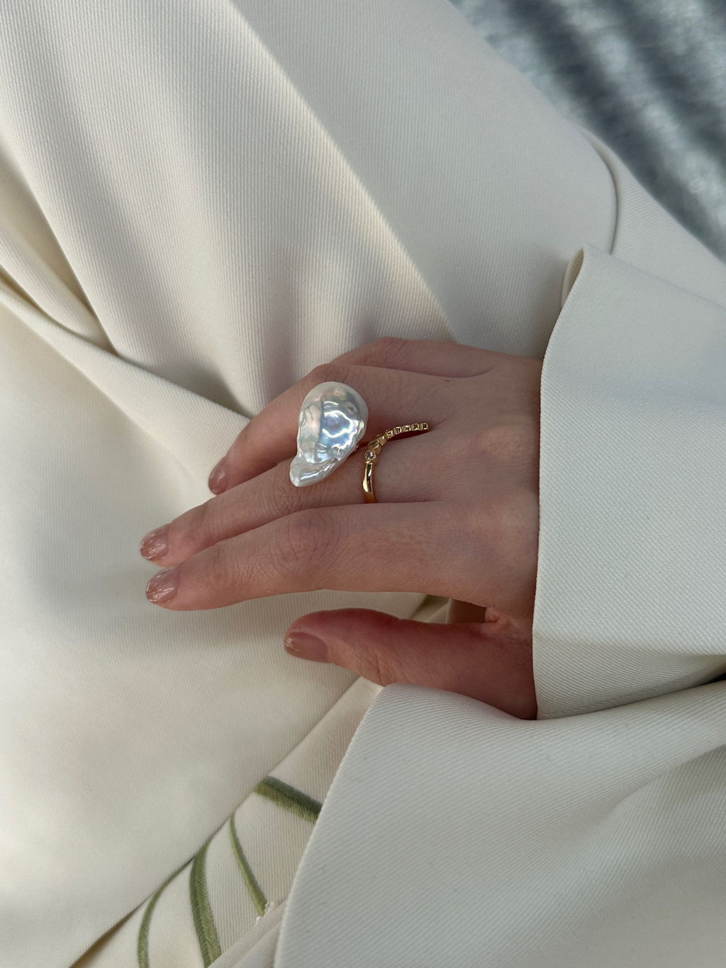 Luxe Curved Pave Bar & Large Baroque Pearl Open Ring