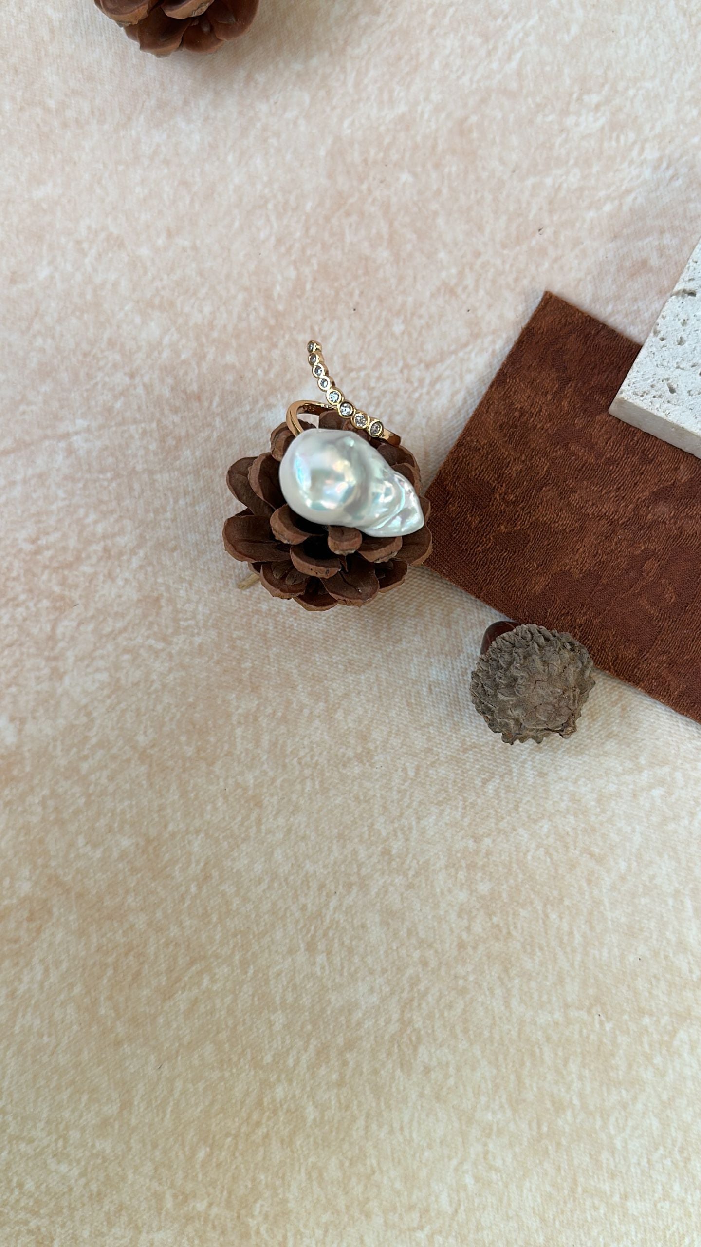 Luxe Curved Pave Bar & Large Baroque Pearl Open Ring